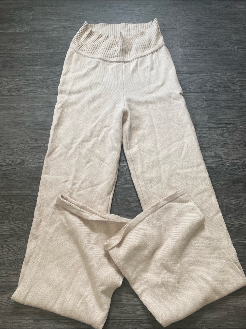 Ardenes Knit pants with fold over